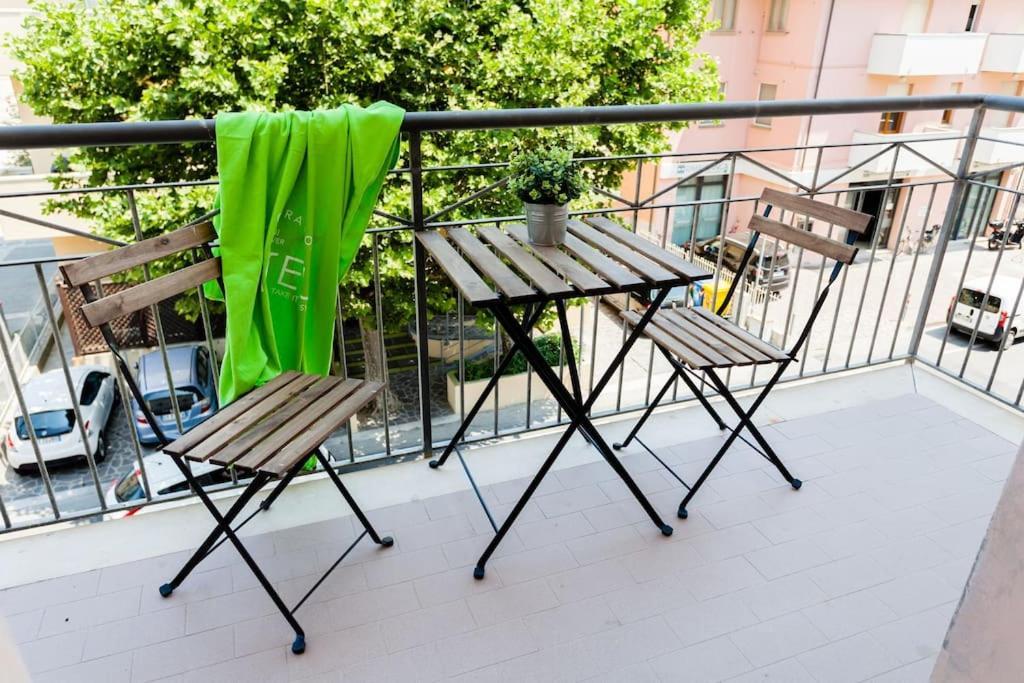 Beach House Holiday Apartments ริมินี ภายนอก รูปภาพ