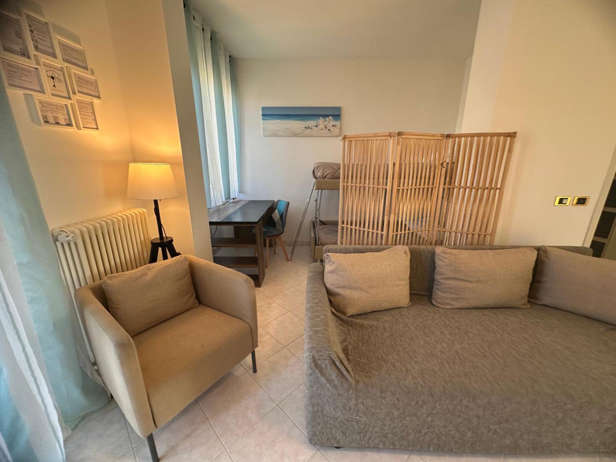 Beach House Holiday Apartments ริมินี ภายนอก รูปภาพ