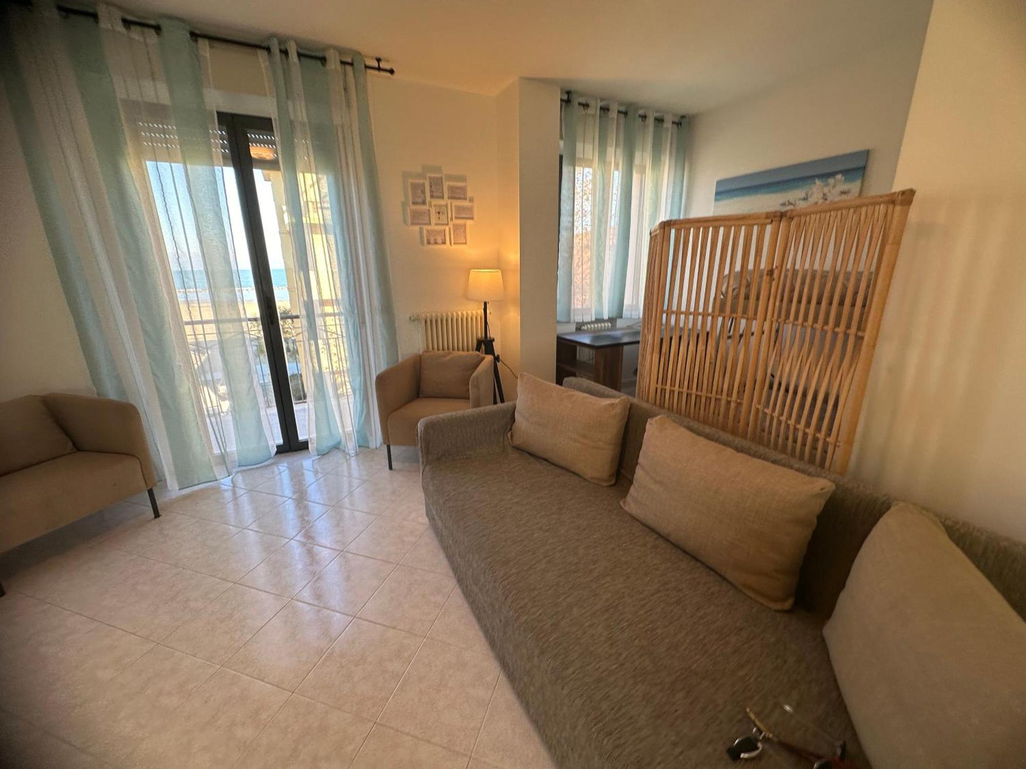 Beach House Holiday Apartments ริมินี ภายนอก รูปภาพ