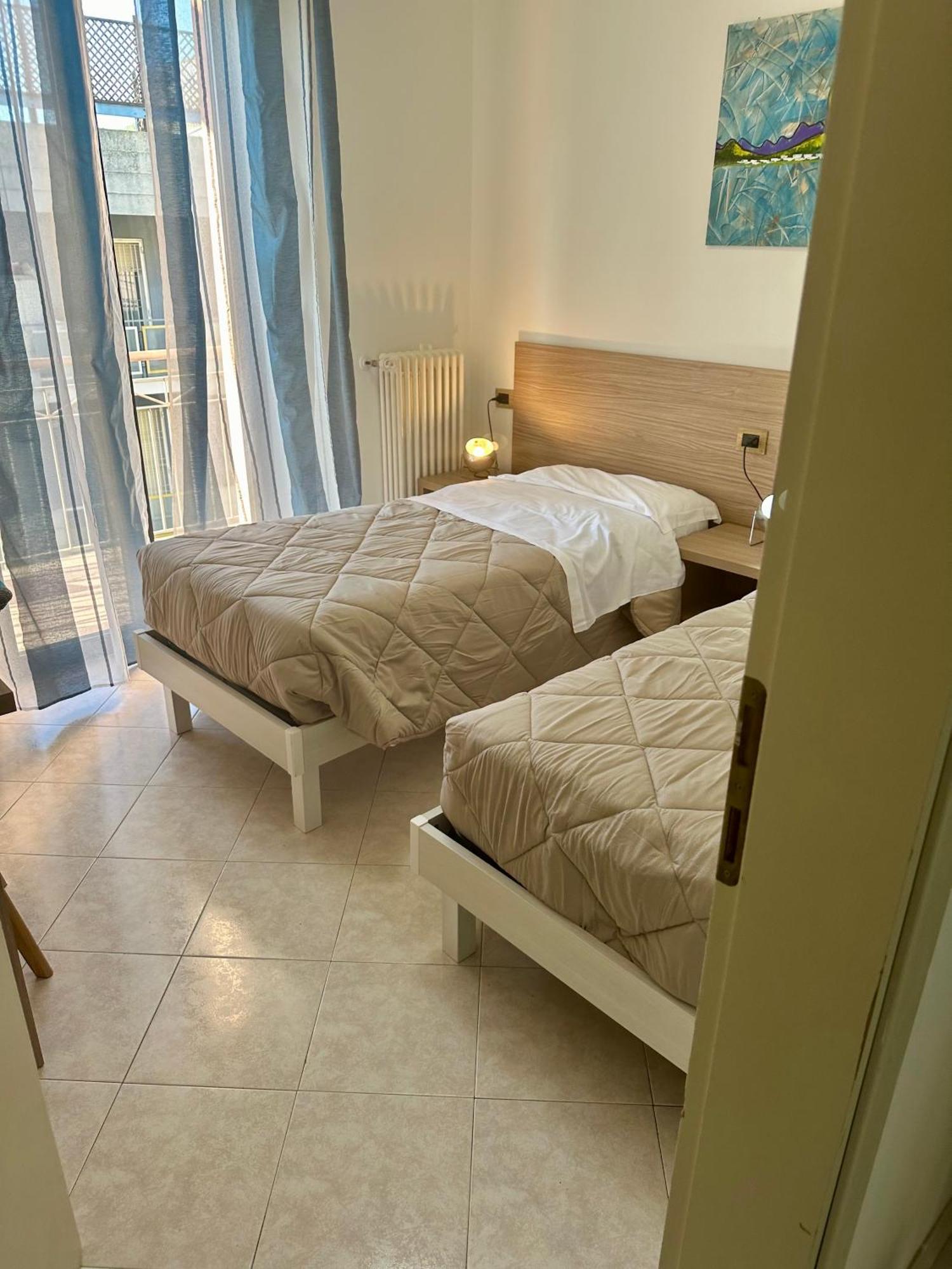 Beach House Holiday Apartments ริมินี ภายนอก รูปภาพ
