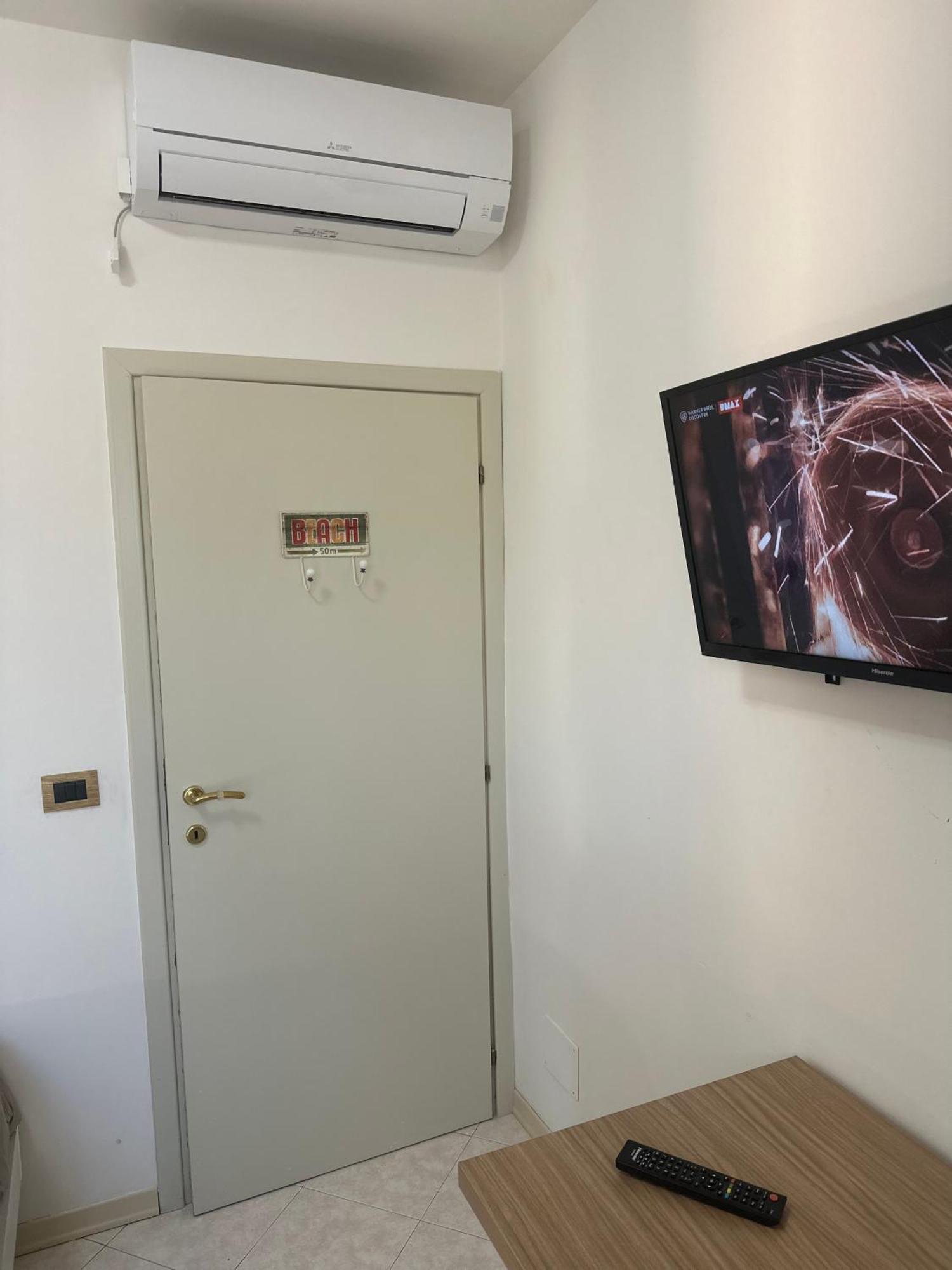 Beach House Holiday Apartments ริมินี ภายนอก รูปภาพ