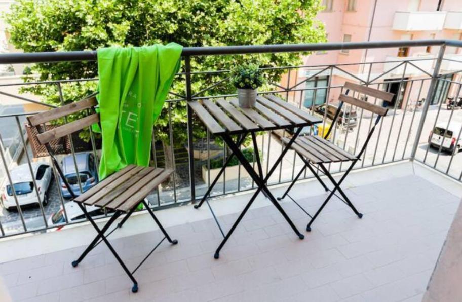 Beach House Holiday Apartments ริมินี ภายนอก รูปภาพ