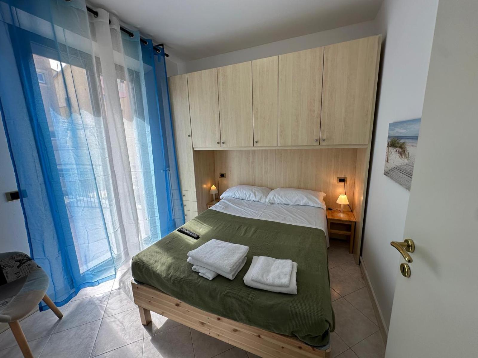 Beach House Holiday Apartments ริมินี ภายนอก รูปภาพ